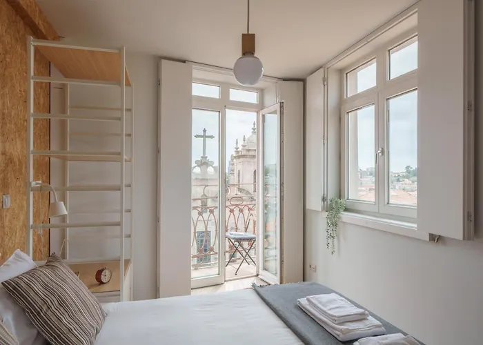 Shining View Apartments * Porto