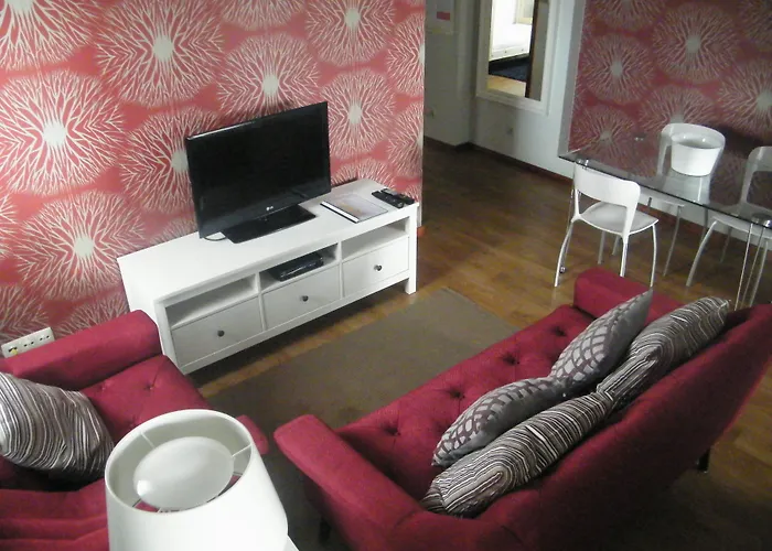 Shining View Apartments *