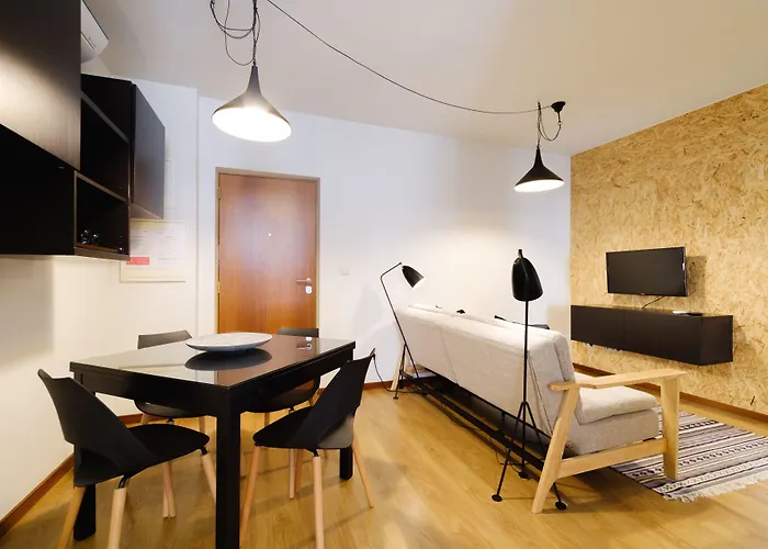 Shining View Apartments Apartment *