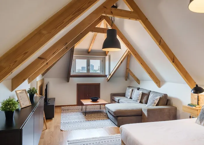 Shining View 아파트